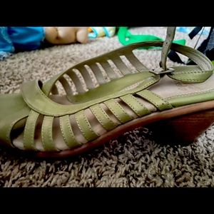 Dansko heeled sandal 38/39?